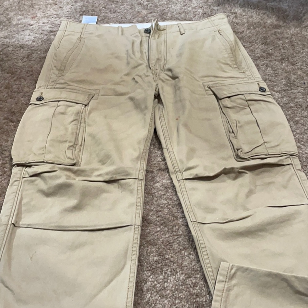 Men’s cargo Levi pants
